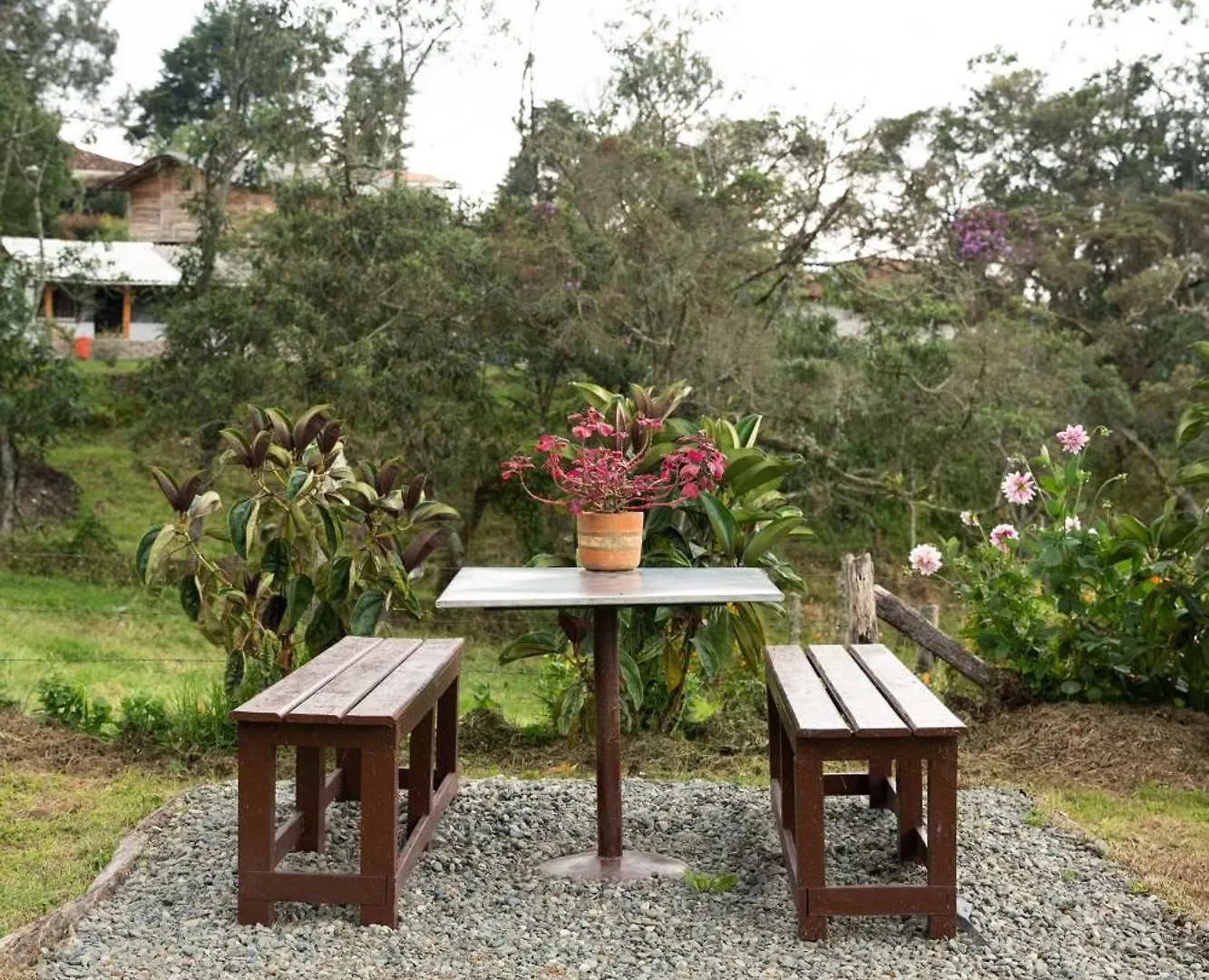 Casa Profunda - Santa Elena Guest House Medellin Country house