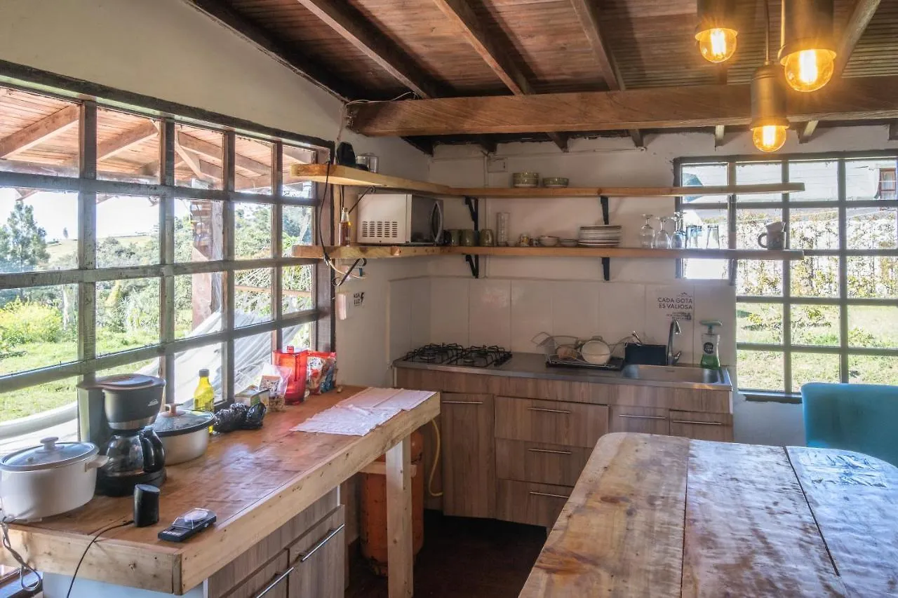 Hostal Casa Profunda - Santa Elena Medellín 0*,