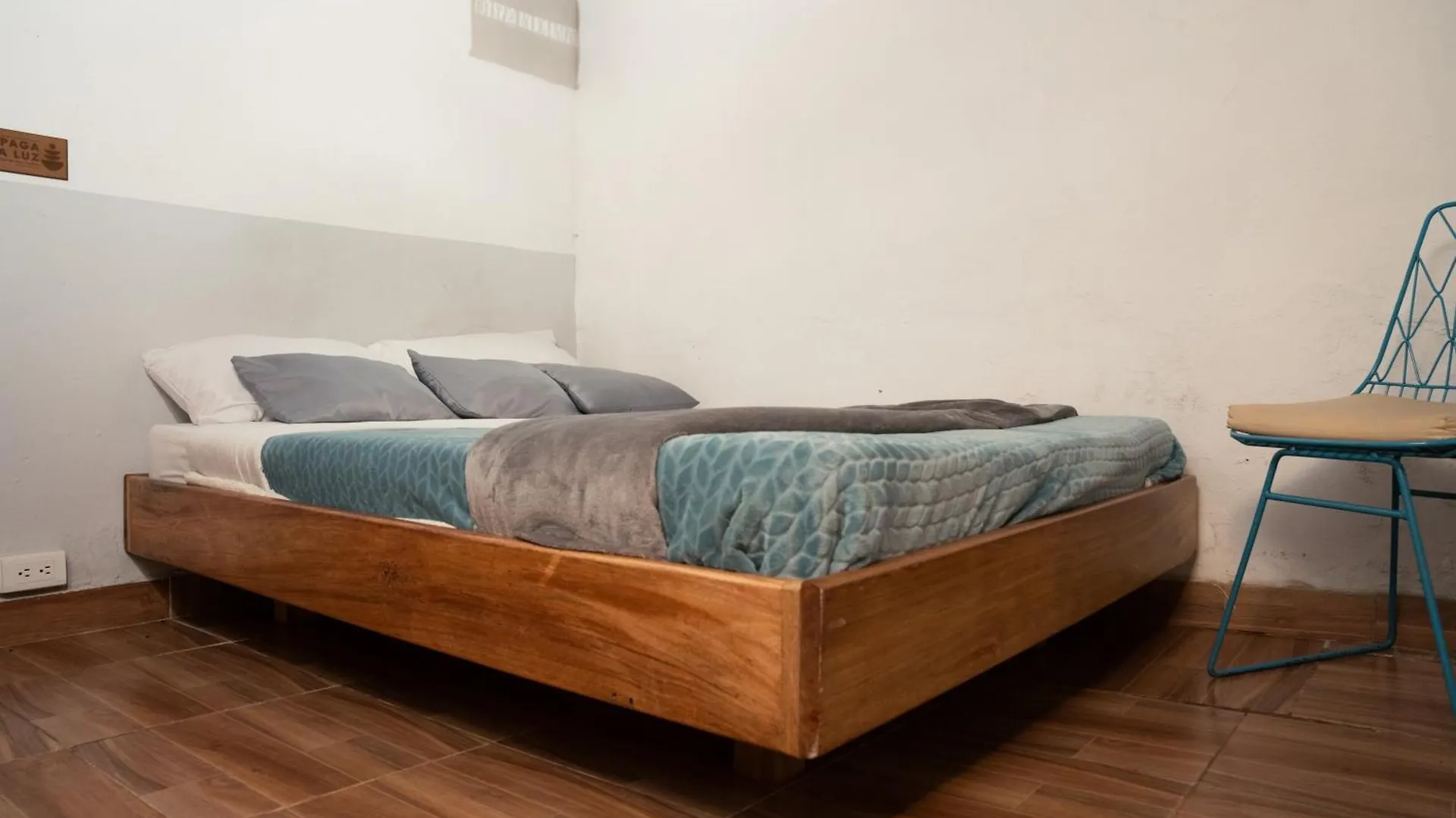 Hostal Casa Profunda - Santa Elena Medellín 0*,